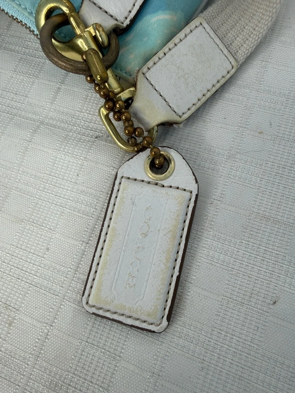Coach Signature light blue/ Cream Scribble Swing pack Hipster F10801 - Picture 6 of 11